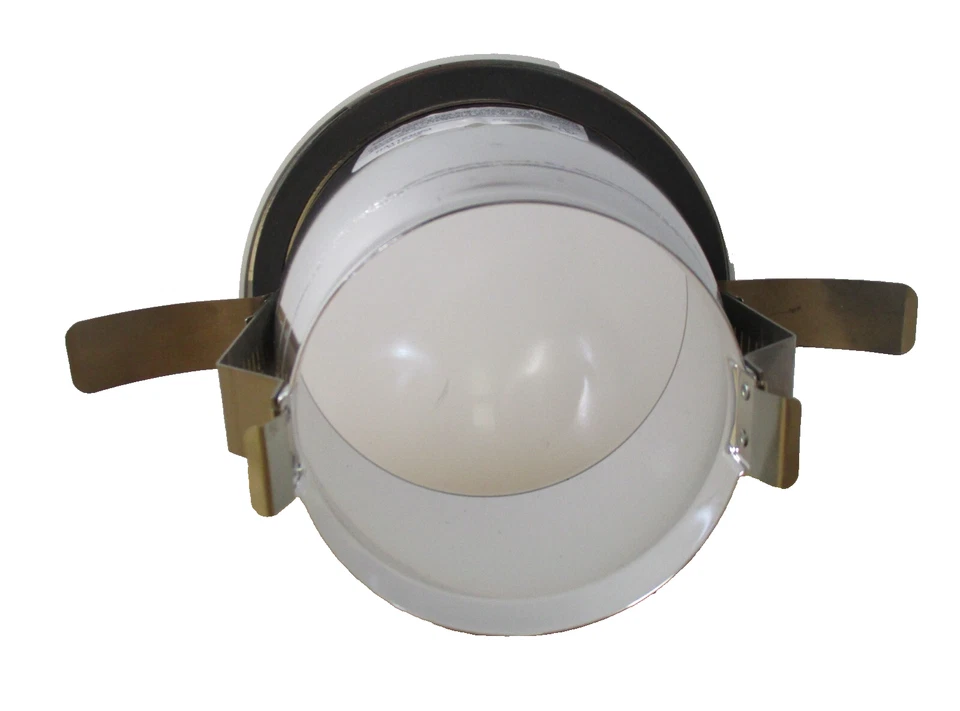 Lightolier C6RSLWH Calculite 6" LED Shower Light - Image 2 of 4