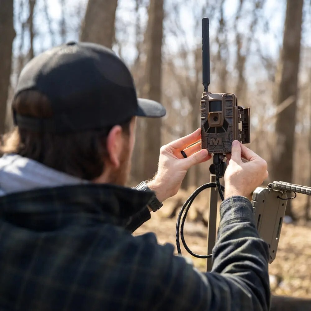 Muddy Maxtrix Cellular Trail Camera Verizon AT&T On Demand Video Live ...