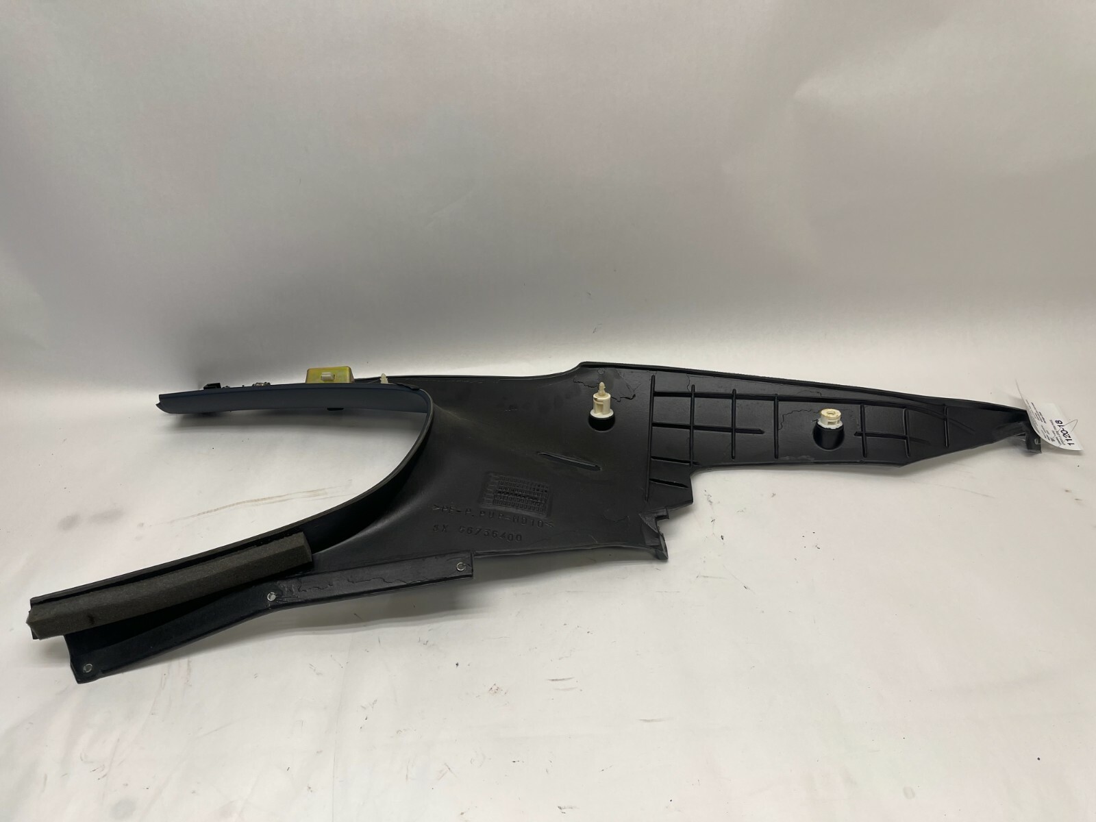 2005-2007 MASERATI COUPE GT REAR LEFT DRIVER SIDE C PILLAR COVER PANEL TRIM OEM