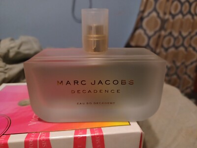 Marc Jacobs Decadence Women's Eau de Parfum 3614221261385