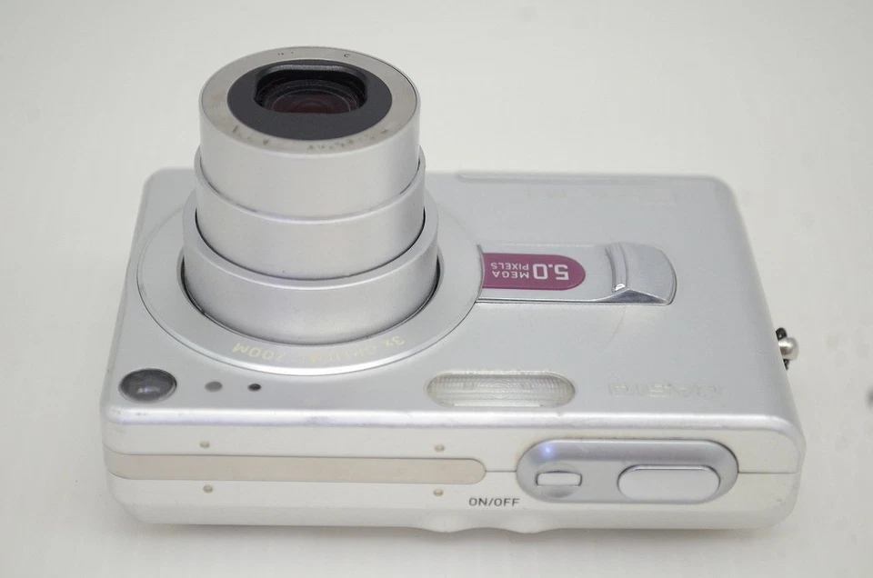 [Excellent+5] CASIO EXILIM EX-Z50 5.0MP Compact Digital Camera Silver #251024a - Image 3 of 4