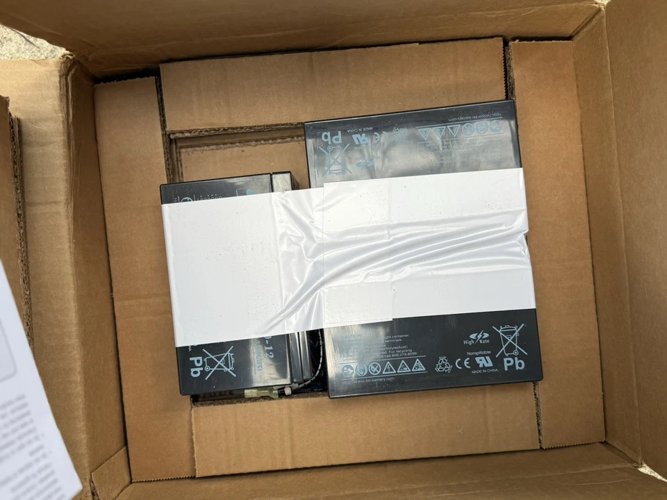 Cartucho de batería de repuesto Tripp Lite RBC93-2U 12V 580W para UPS SmartPro Foto 4 de 4