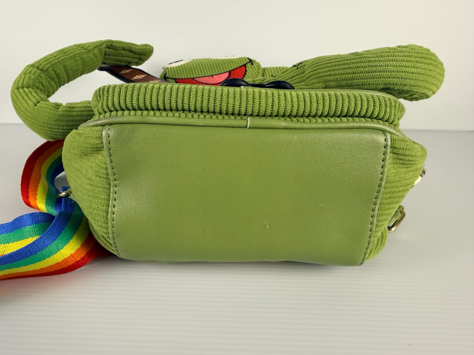 Her Universe Mini Backpack DISNEY KERMIT the FROG w BANJO Corduroy Rainbow Strap