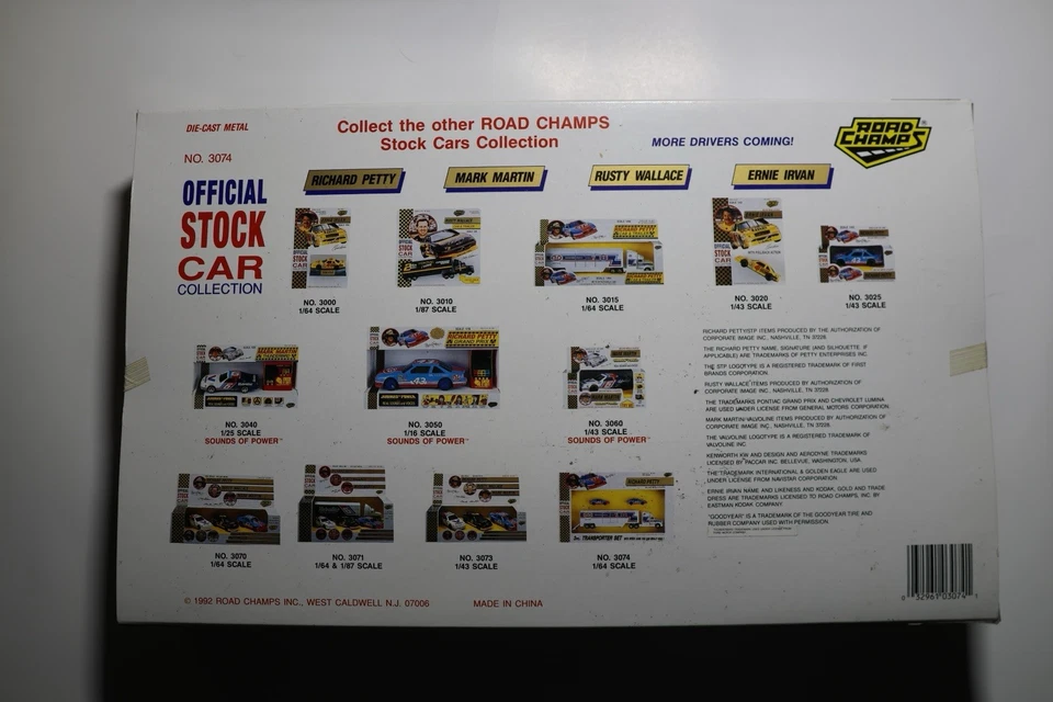 Road Champs #6 Mark Martin 1992 3 piezas Juego de vagones de transporte con stock #3074 1:64 Foto 2 de 3