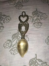 A Pretty Vintage Brass Welsh Love Spoon Decorative Collectable