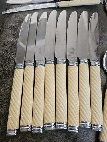 Vtg Lot Of 39 Laslo Stainless Flatware For Mikasa Japan Ivory Plastic Handle - Picture 2 of 10
