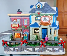 St. Nicholas Square Boardwalk Illuminated Coffee Shop & Seafood Restaurant 2020