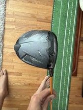 Right Handed Taylormade Qi35 MAX Driver 10.5 UST Proforce Gold 65 Regular Flex