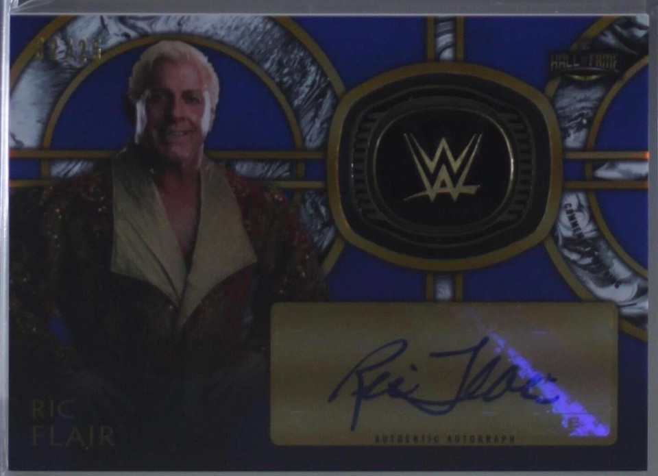 2018 Topps Legends of the WWE - Ric Flair #HOF-RF - 1 of 1