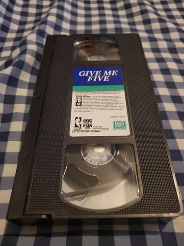 Give Me Five! / Chicago Bulls VHS Tape NBA Basketball - Michael Jordan RARE HTF - Picture 3 of 3
