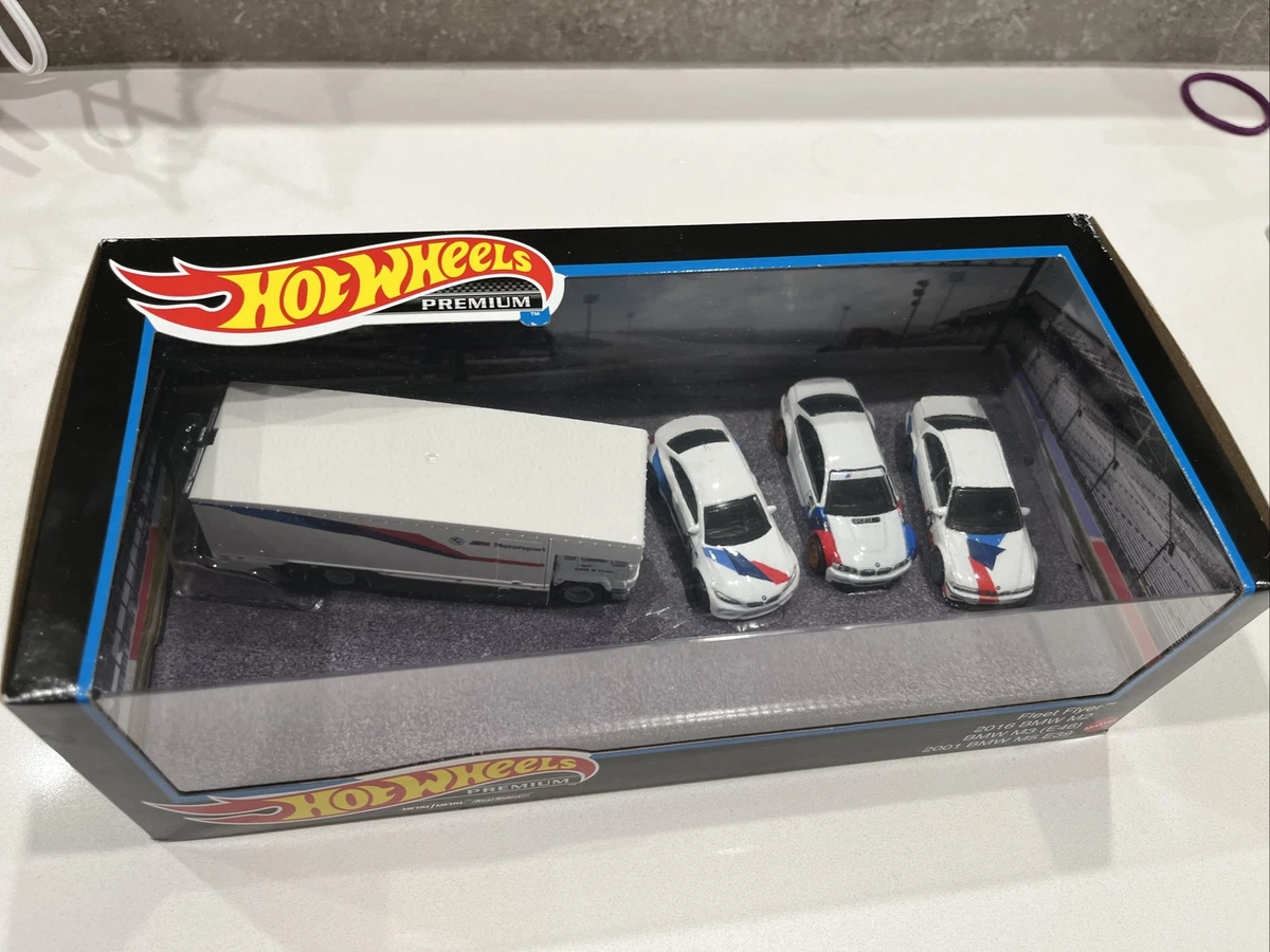 Hot Wheels BMW Box Set Diorama M3 M5 M2