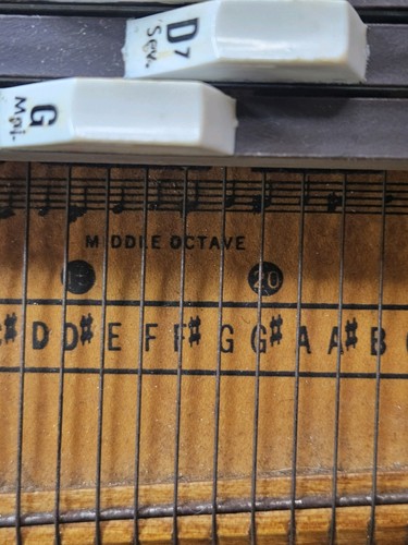 Vintage Oscar Schmidt 36 String 15 Chord Silvertone Autoharp - Picture 6 of 12