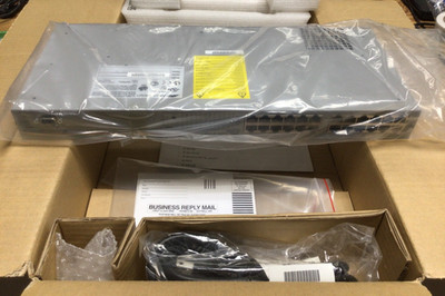 Allied Telesyn At-8024 10BaseT 100BaseTX Fast Ethernet Switch 100-240vac new
