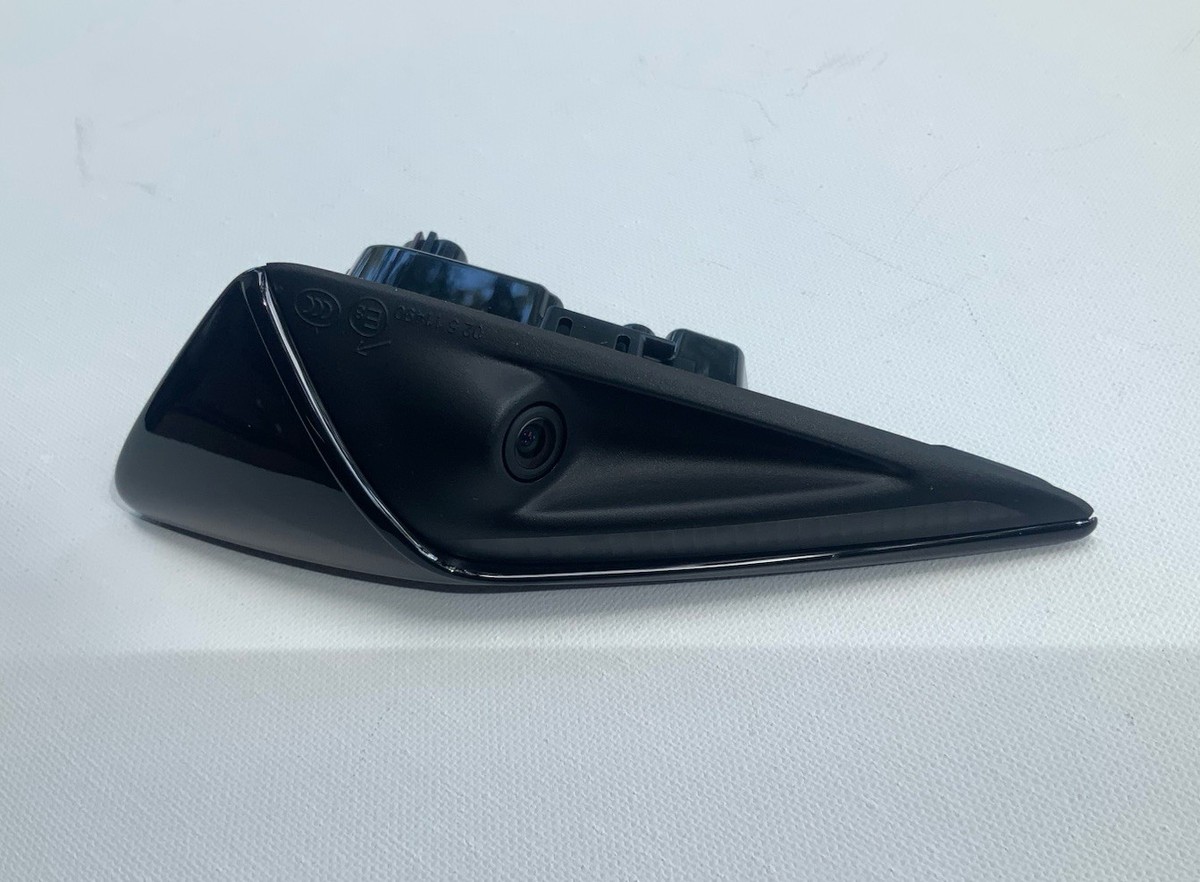 OEM New Tesla Model X 2015-2022 Front Right Fender REPEATER Camera