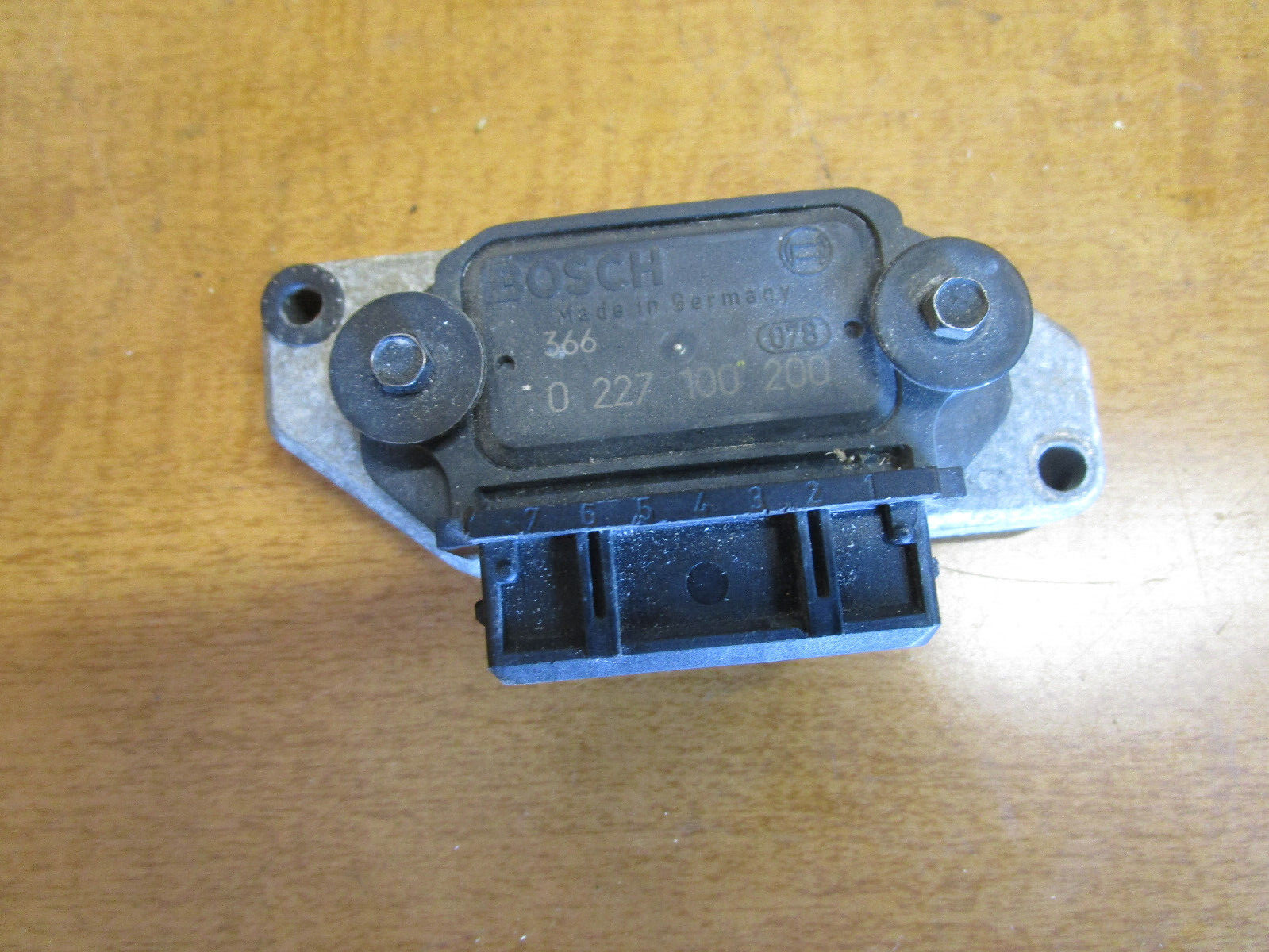Ferrari 348,355, Mondial t - Power Module / Ignition  P/N 137511