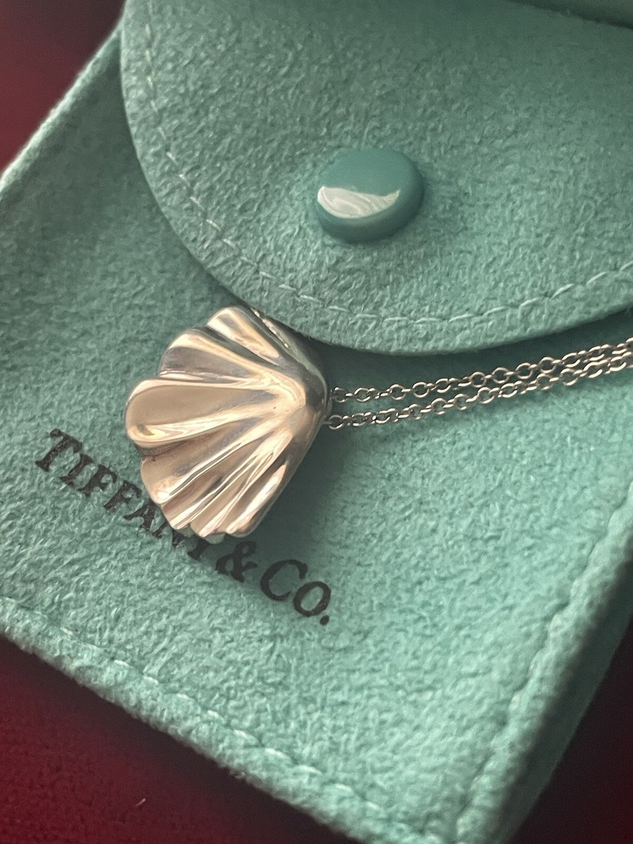 Tiffany & Co. アンテーク Vintage Tiffany & Co 1981 Sterling Fan Shell Pendant Charm