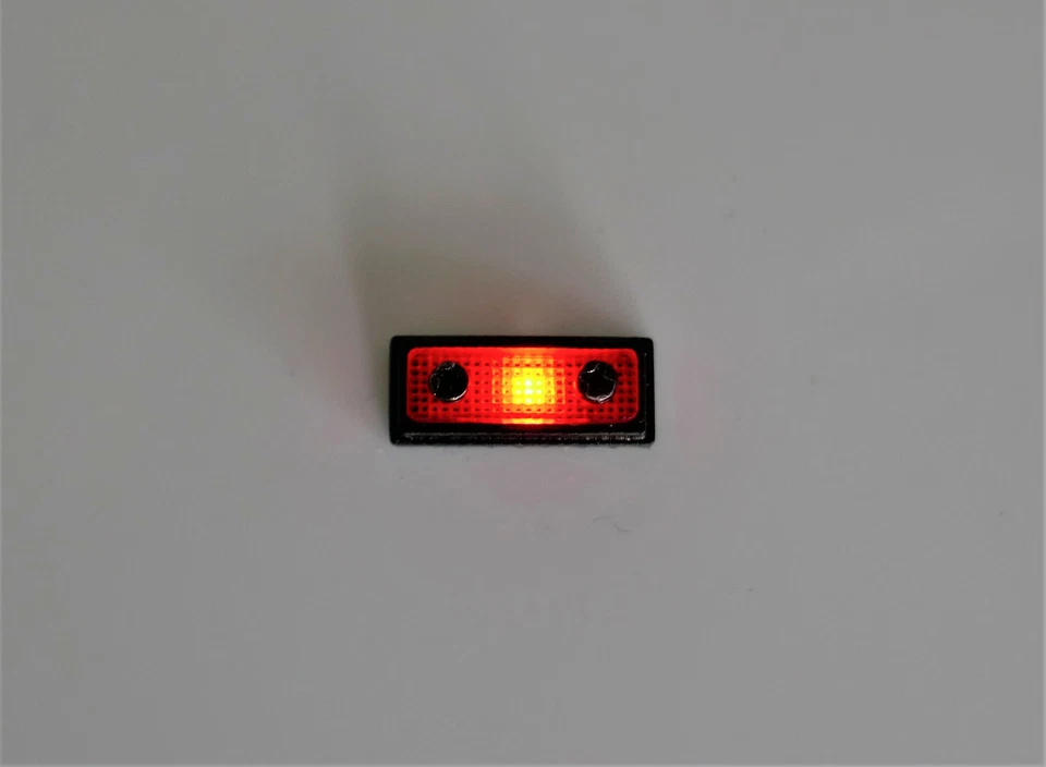 RC Truck Modellbau 2 Begrenzungsleuchten eckig rot 1:14 - Bild 2 von 4