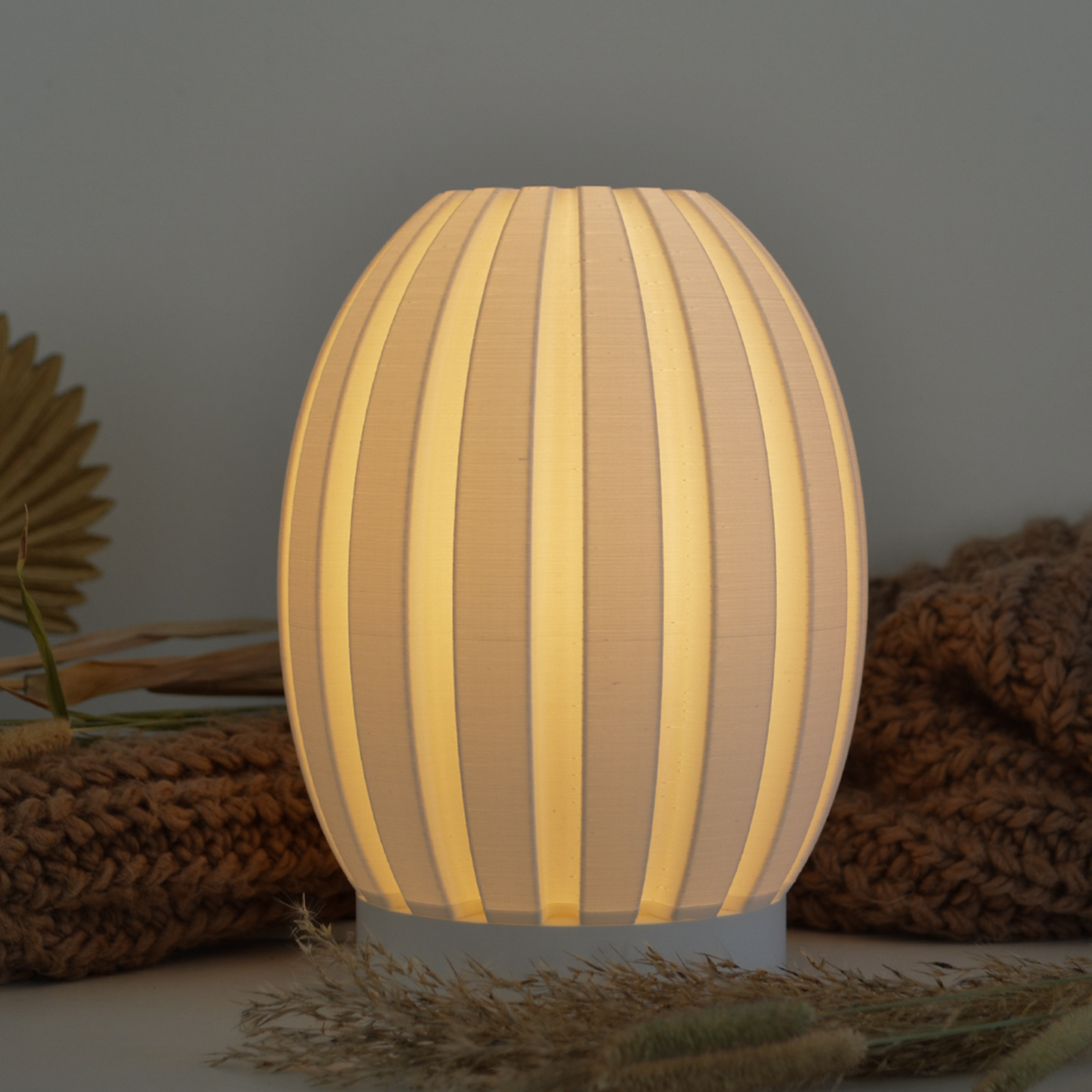 Table Lamp - Fairy's Flame | 3D Printed Flower Design | Illumination-image