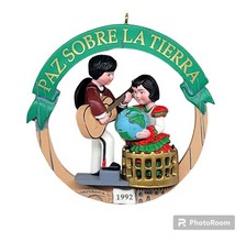 Vtg 1992 Hallmark Keepsake Ornament Peace on Earth Spain Paz Sobre La Tierra CL9