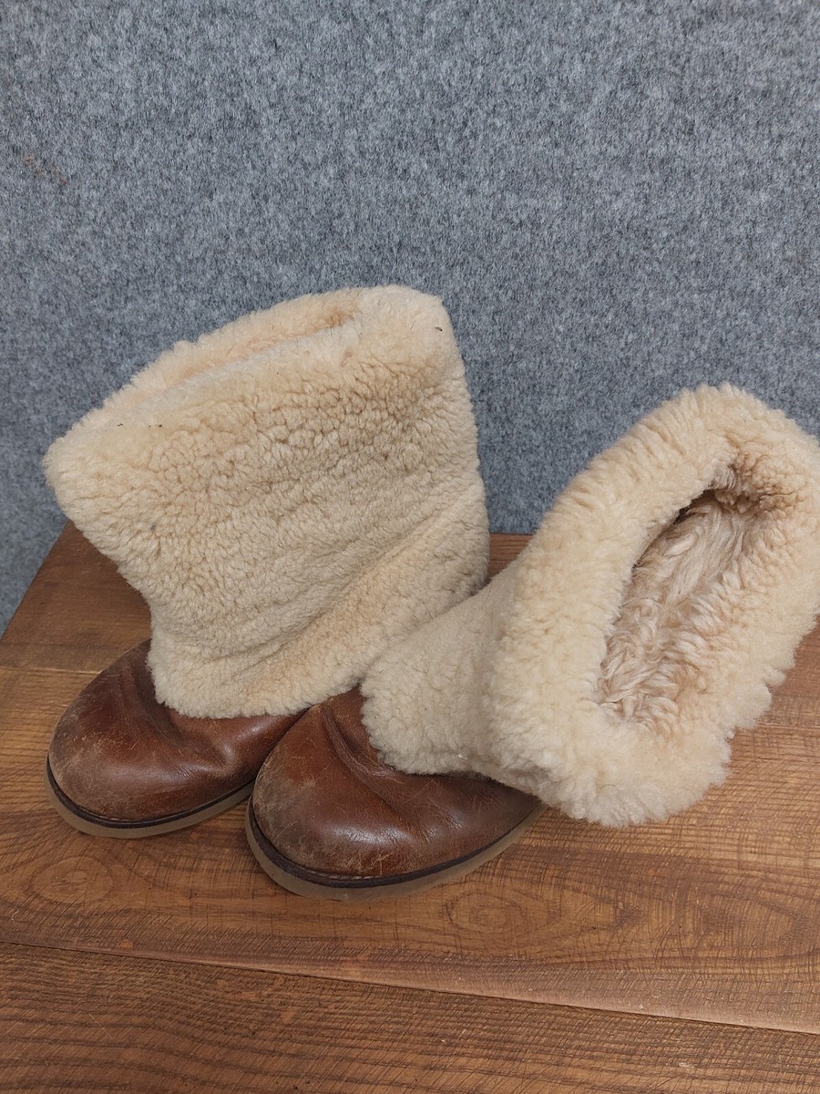 Ugg S/N 1001761 Maylin Chestnut Ankle Pull On Sheepskin Boots US5 - Main Image