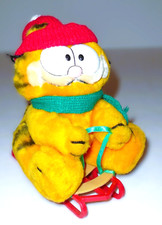 Vintage 1978 Garfield Takes the Mountain Sleigh Ride Plush 8 Inch wTag Cat