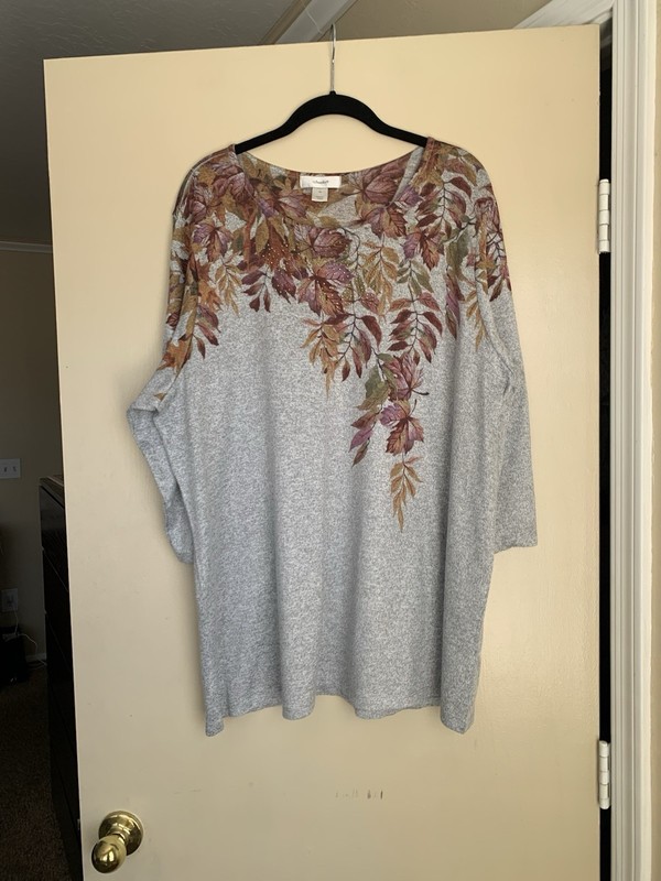 CJ Banks Gray w/ Fall Leaves Graphic Print Shirt 2X Autumn Harvest Top