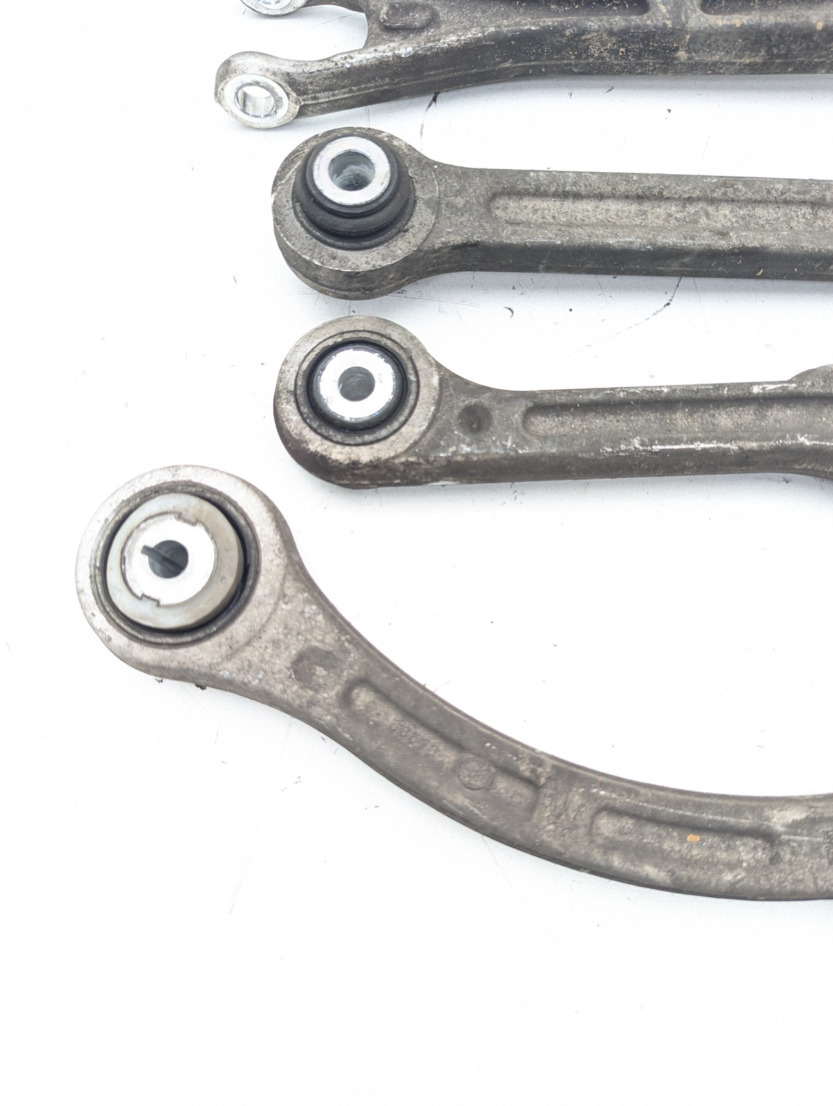 2014 Maserati Quattroporte M156 AWD Rear Driver Control Arm Set OEM