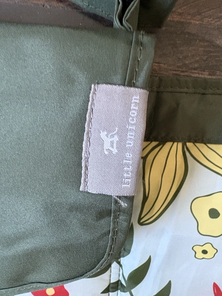 Little Unicorn 5x 5 Primrose Patch户外毯子防水花卉全新带标签 — 第 3/4 张图片