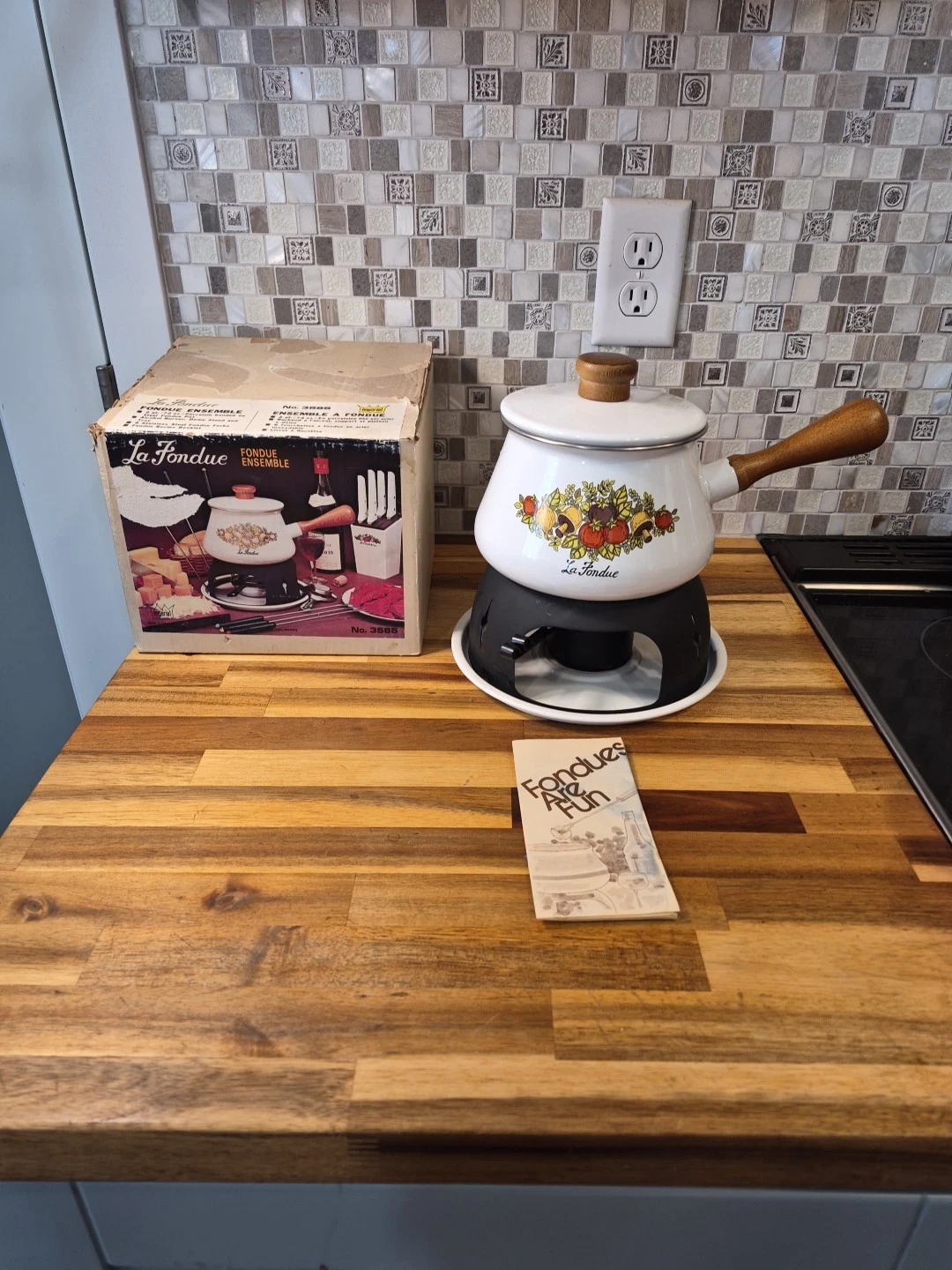 Vtg Imperial International Fondue Set - 1970's, Made In Japan, Rare HTF - Box
Opens in a new window