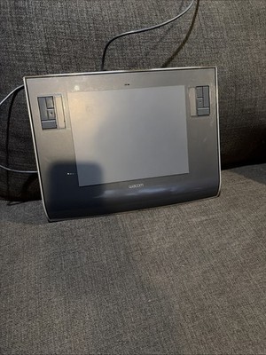 Wacom 6x8 Intuos 3 USB Graphics Tablet Model: PTZ-630 - Tablet Only