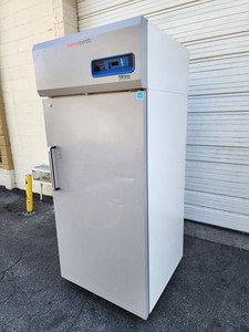 Thermo TSX V-Drive Quiet TSX3005SA High Performance Lab Refrigerator 30 cu.ft.