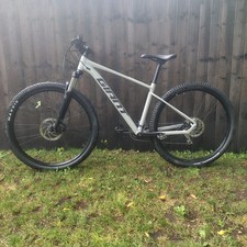 Giant Talon 2 Hardtail Mountain Bike 29" Size Medium
