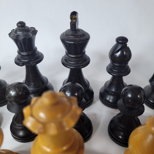 E.S.Lowe Vtg Set Of Chessmen 4" KING - Bild 5 von 21