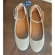 New Girls gold shimmer flats with heel strap, Youth Size 4, Dressy Comfy Shoes