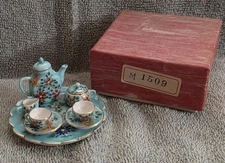 Vtg Dollhouse Miniature Ceramic  Floral Design Tea/Coffee Set 10pc Japan Signed