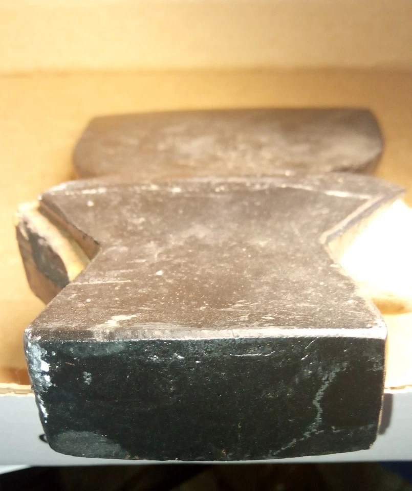 ANTIQUE COLLINS & CO LEGITIMUS SHIPWRIGHTS MASTING HEWING AXE 11" X 6" TOP SHELF - Image 4 of 4