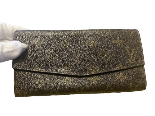 Vintage Louis Vuitton Long Sarah V Flap Wall