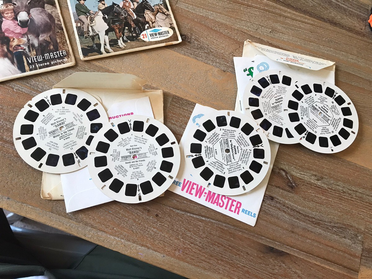 View-Master Model 2026 Brown Bakelite Lighted Stereo Viewer