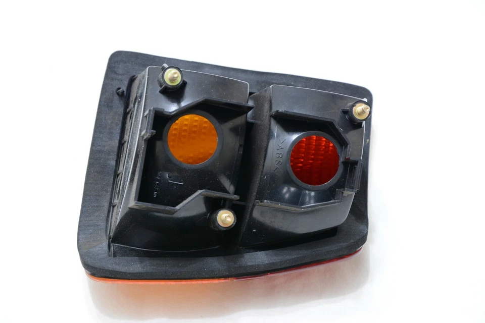 Piloto trasero izquierdo Hella # 1L0945111D para Seat Toledo 1L NUEVO OE Foto 4 de 4