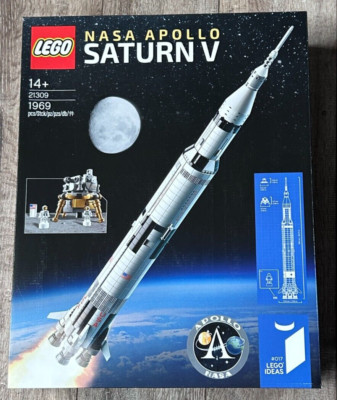 LEGO Ideas: NASA Apollo Saturn V (21309)