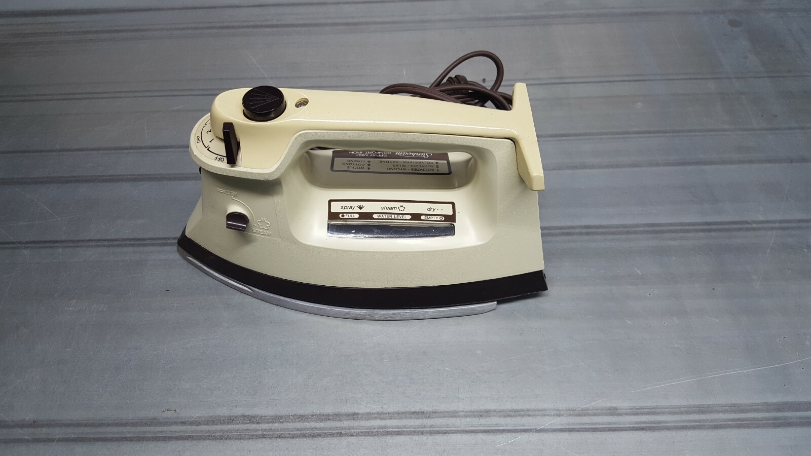 Vintage Sunbeam Ironmaster Model 2256 Steam Iron Tested Working eBay