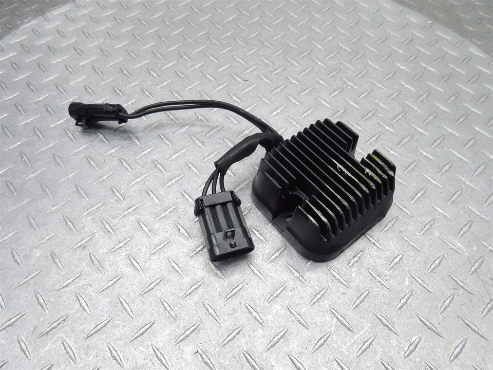 15 Victory Vegas 2015 8 bolas regulador rectificador voltaje leer notas Foto 2 de 4