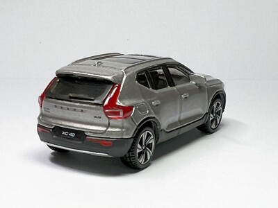 1/64 Scale Volvo XC40 Silver Diecast Car Model Collection Toy Gift