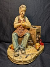 VINTAGE "TOYMAKER" NATURE CRAFT STONEWARE FIGURINE ENGLAND #850 1970"s