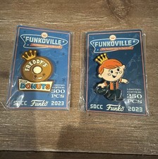 Funko SDCC 2023 Funkoville Pin Set Freddy Donuts & Freddy Funko bowling limited