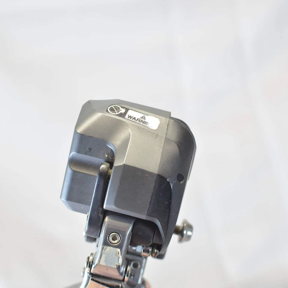 Shimano Ultegra Di2 6770 FD-6770 10 Speed Electronic Front Derailleur, 8/10 VG - Image 2 of 4