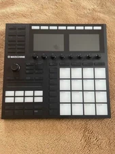 Native Instruments Maschine MK3 Audio MIDI Interface Sampler Drum Controller NI
