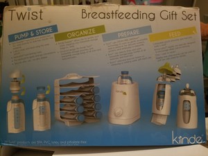 twist breastfeeding gift set