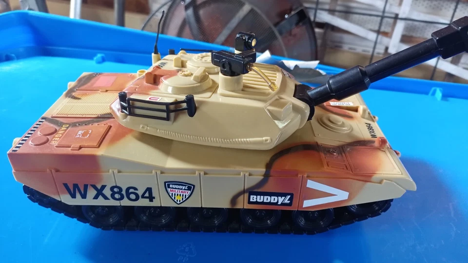 BuddyL U.S. Abrams Military Tan Army Tank 1993  - Image 2 of 3
