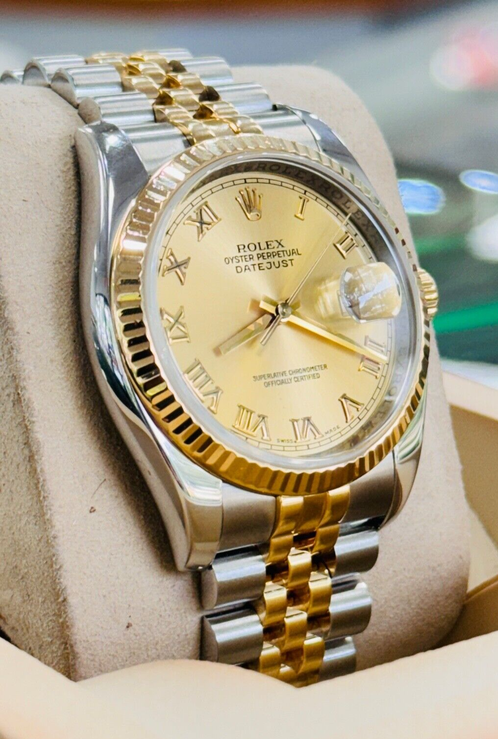 Rolex Datejust 36 116233 Champagne Roman Dial Fluted Bezel Jubilee Band Watch - Image 6